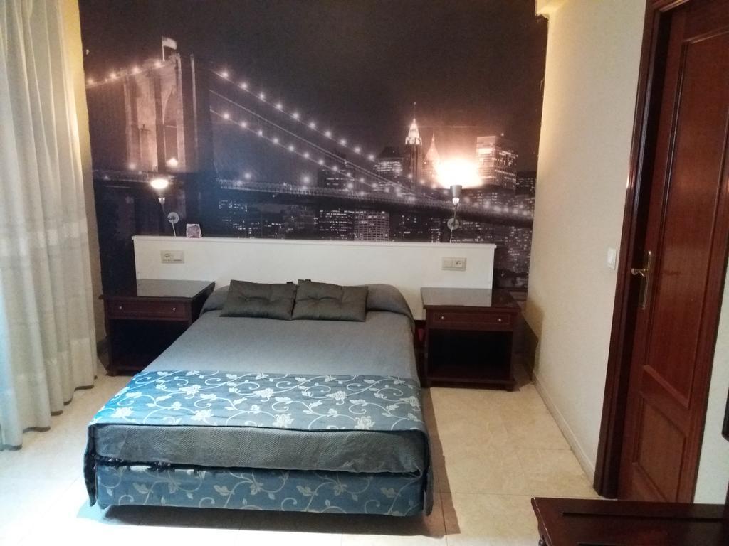 Hotel Nuevo Ara Касерес Екстер'єр фото