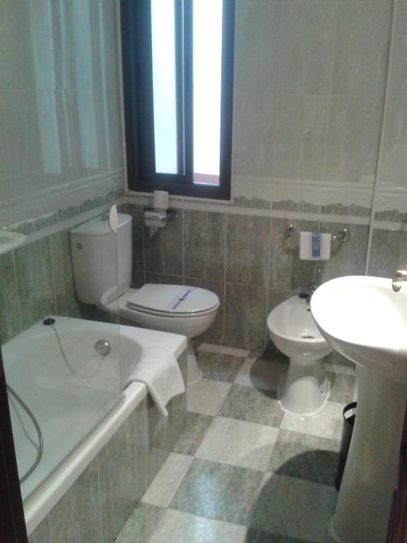 Hotel Nuevo Ara Касерес Екстер'єр фото