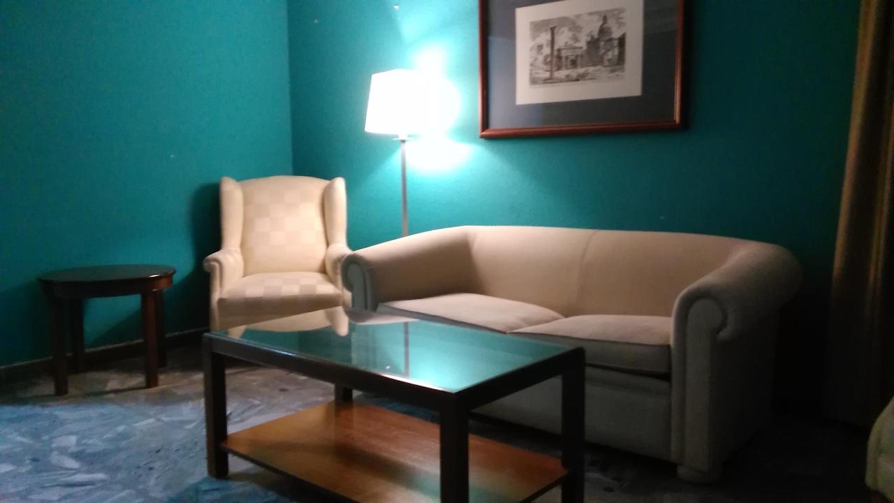 Hotel Nuevo Ara Касерес Екстер'єр фото