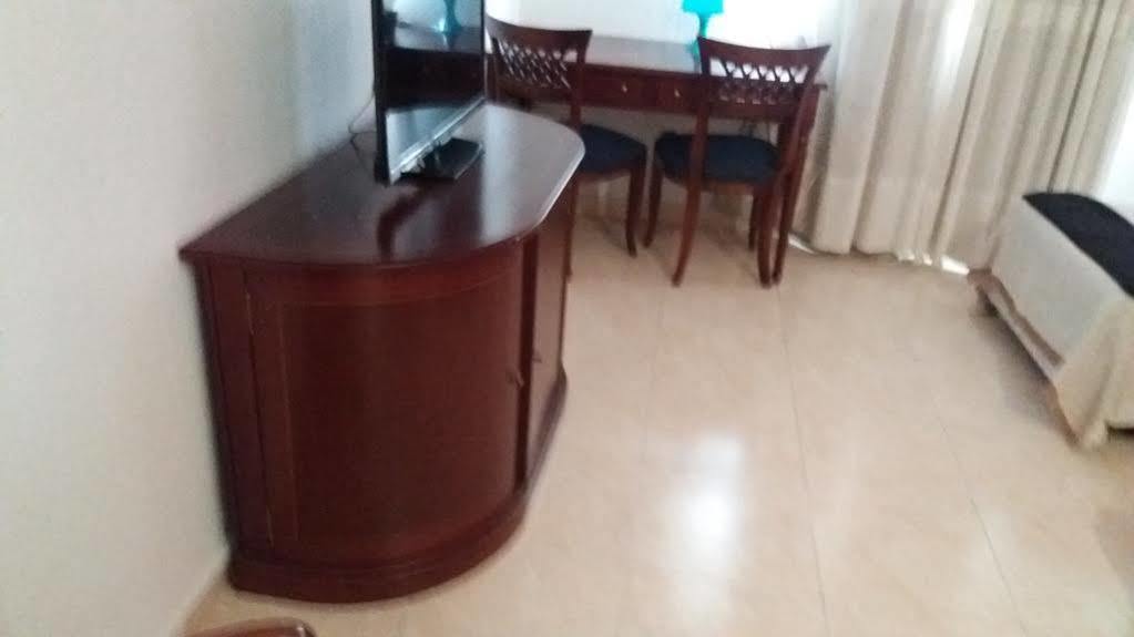 Hotel Nuevo Ara Касерес Екстер'єр фото